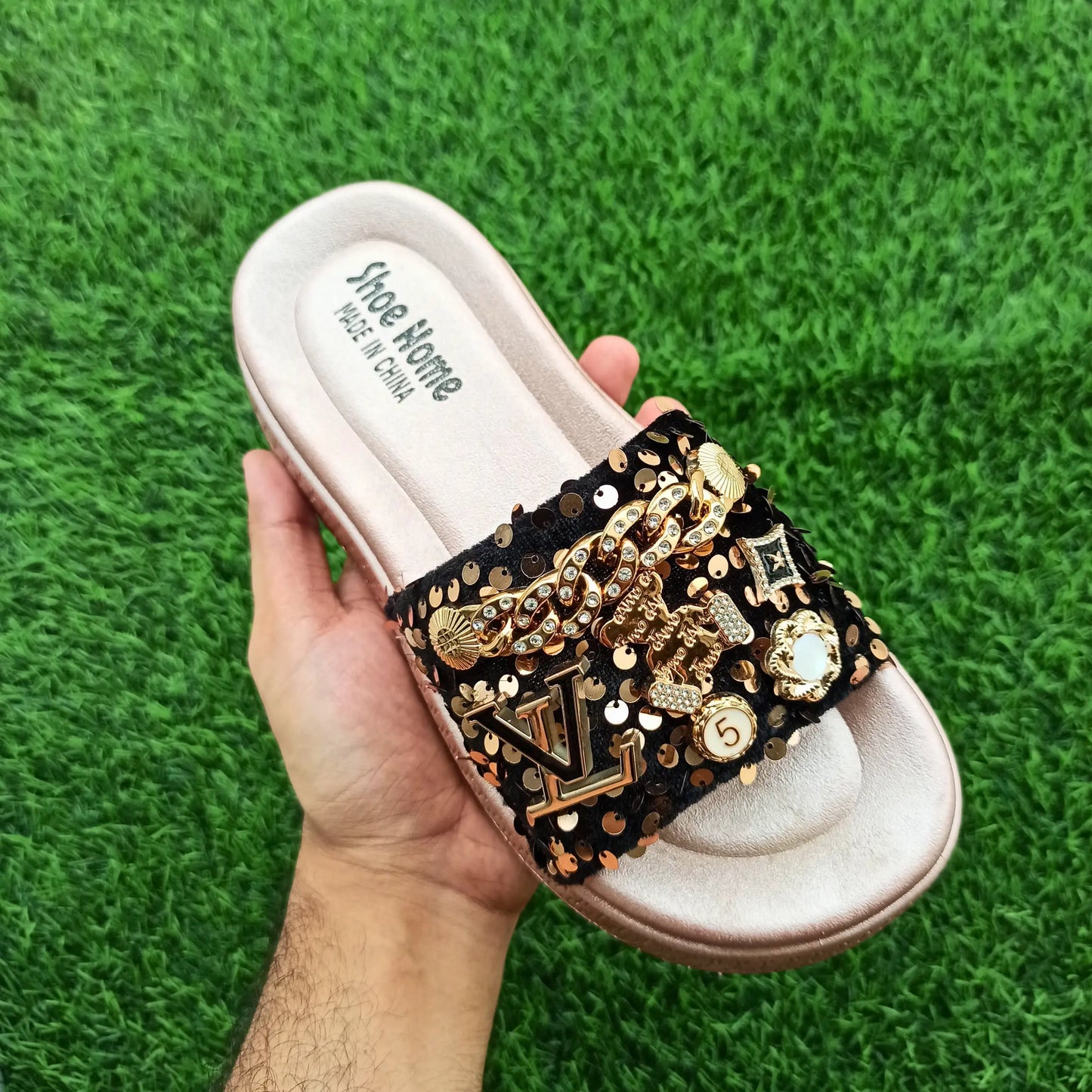 Women’s Soft Slippers – Design 1