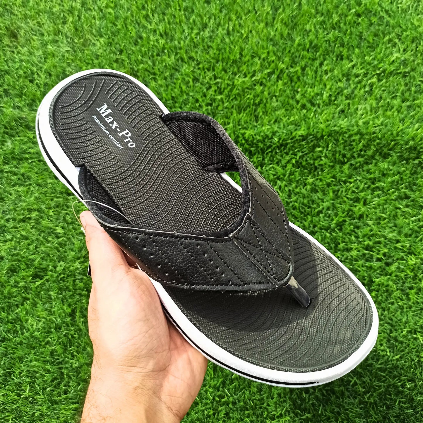 Men’s Thumb Lightweight Slippers - Design 1
