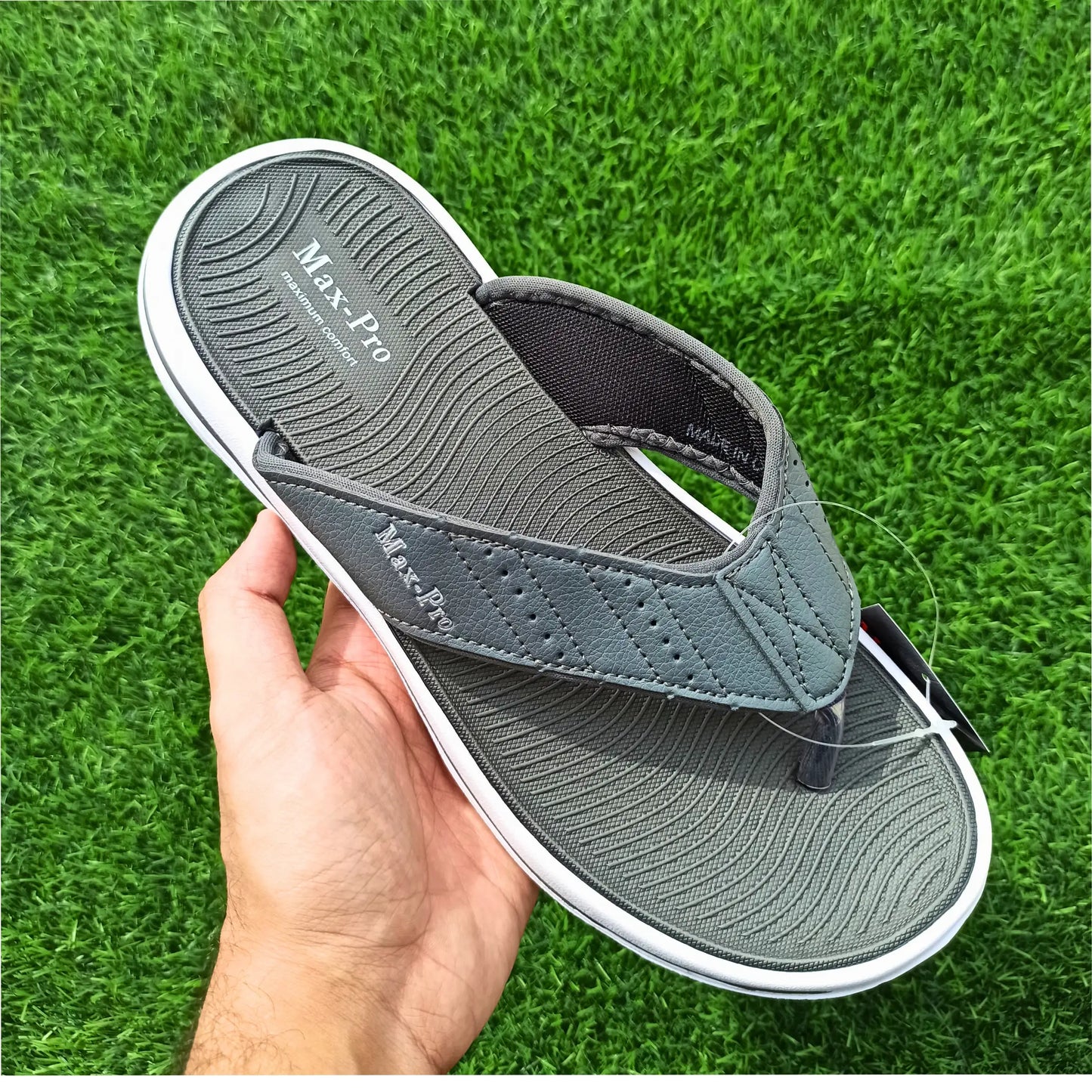 Men’s Thumb Lightweight Slippers - Design 1