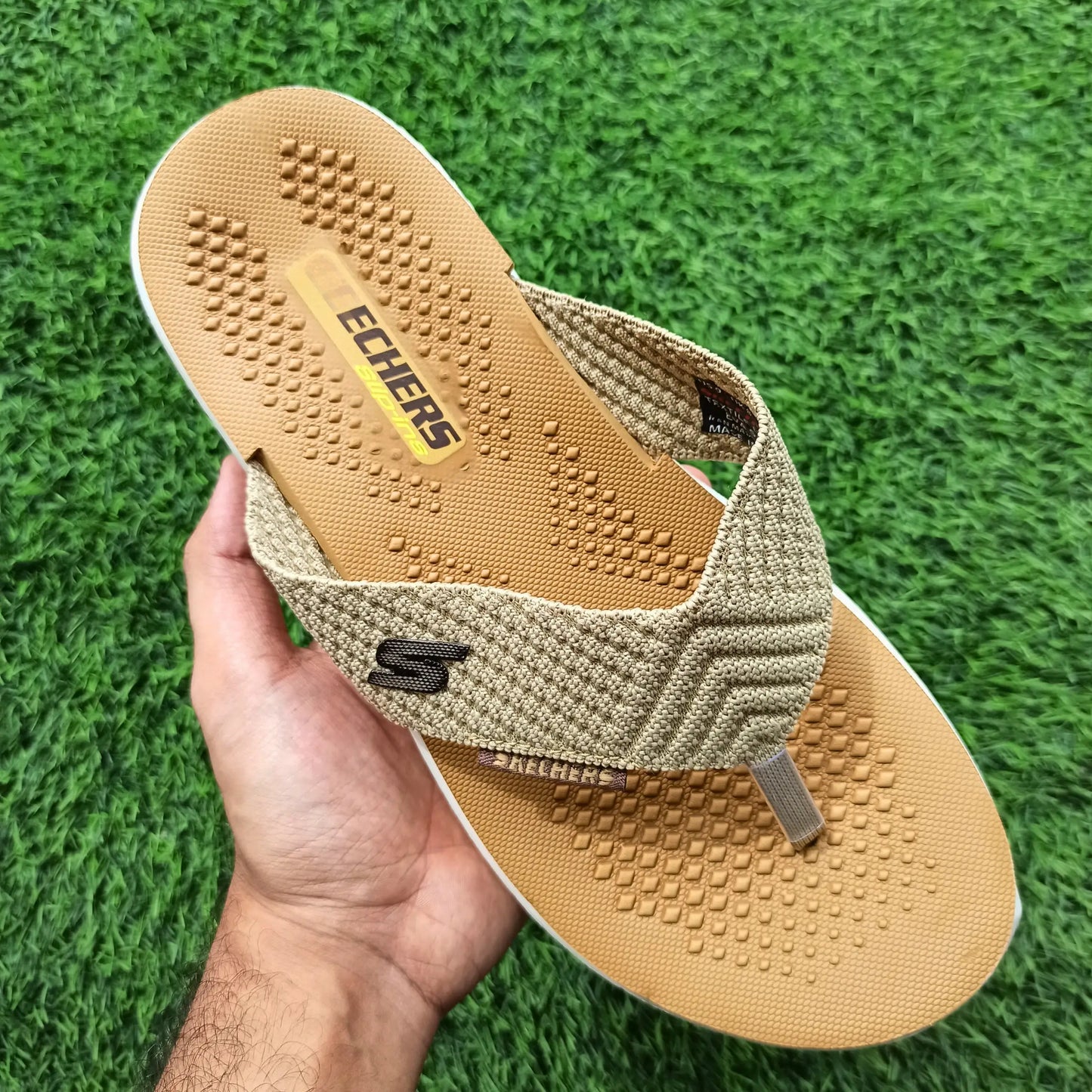 Men’s Thumb Lightweight Slippers - Design 4