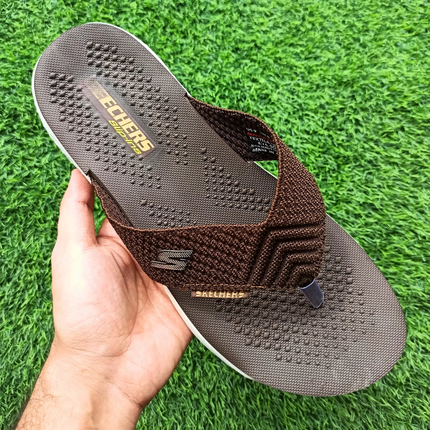 Men’s Thumb Lightweight Slippers - Design 4